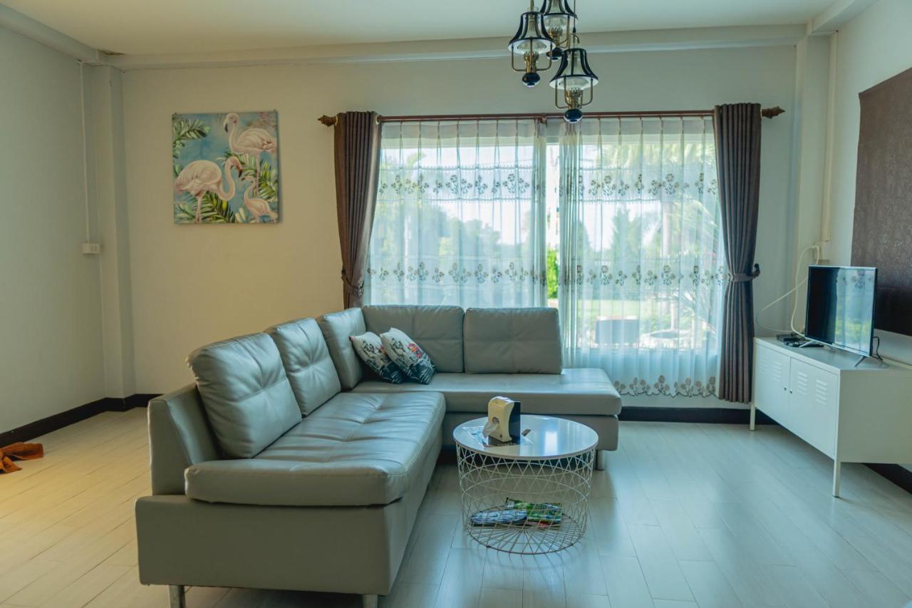 Apinya Resort Bangsarey Ban Tao Than Екстериор снимка